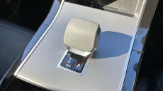 Land Rover Range Rover Velar 2.0 D200 MHEV Dynamic HSE 5dr Auto Diesel Estate